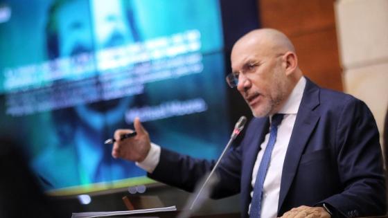 Roy Barreras fue por lana y salió trasquilado en Twitter