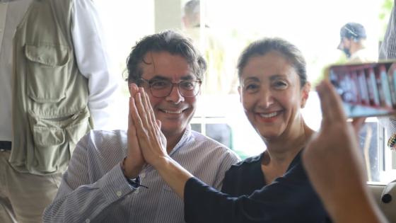 Alejandro Gaviria e Ingrid Betancourt: hubo foto, pero no reconciliación