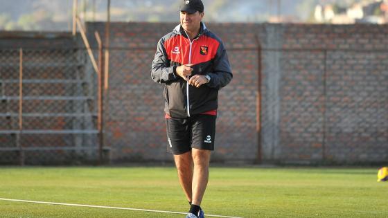 Néstor Lorenzo divide opiniones aún sin llegar a la Selección Colombia