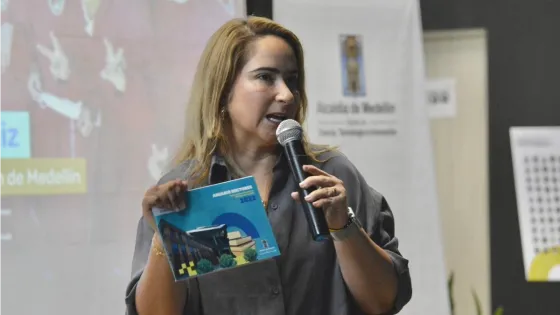 Imputan cargos a exsecretaria de Daniel Quintero por presunto peculado 