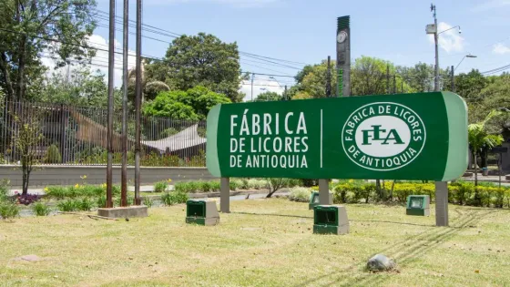 Lanzan una edición exclusiva y limitada del Aguardiente Real 24°