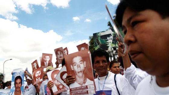 Gobierno pide perdón por "falsos positivos" a familias en Antioquia