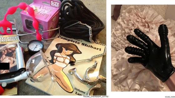 Combo de fotografías sin fecha específica de toma publicada por los demócratas del Comité de Supervisión de la Cámara Baja (Oversight Dems) donde aparecen varios juguetes sexuales encontrados en la mansión de Jeffrey Epstein. 