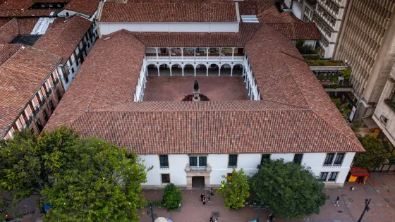 ¿Qué universidad ha formado a más presidentes en Colombia?